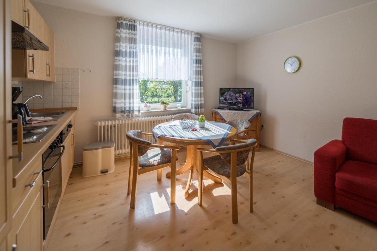 Friesenhof Janssen - Urlaub Auf Dem Bauernhof Lägenhet Neuharlingersiel Exteriör bild