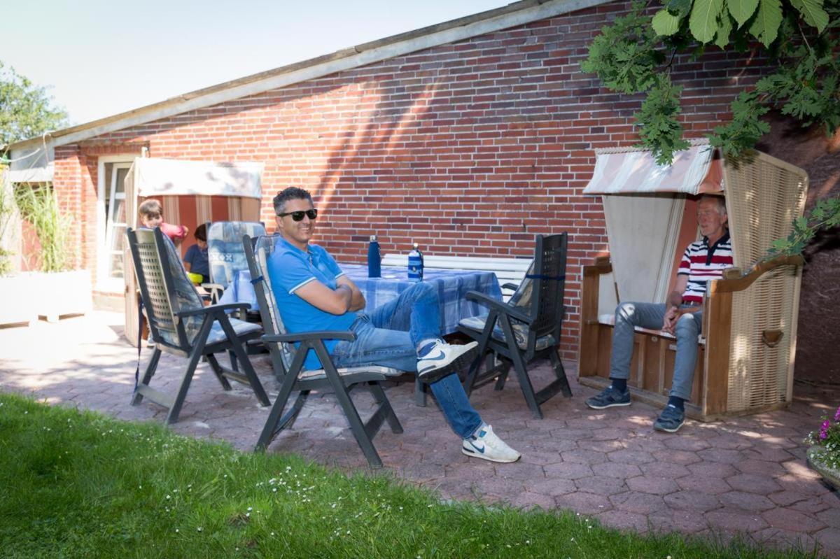 Friesenhof Janssen - Urlaub Auf Dem Bauernhof Lägenhet Neuharlingersiel Exteriör bild